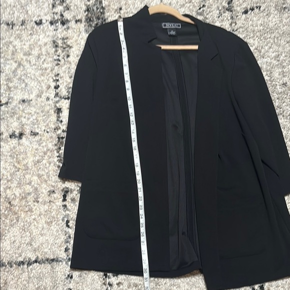 Plus Size Black Women's Blazer - Picture 5 of 8